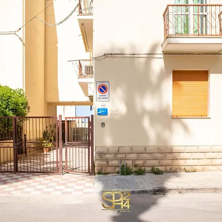Apartment La Vela Bianca